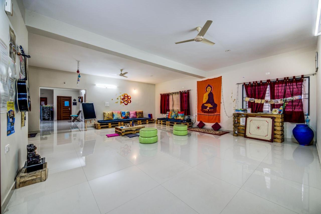 Beehive Commune Hyderabad Albergue Exterior foto