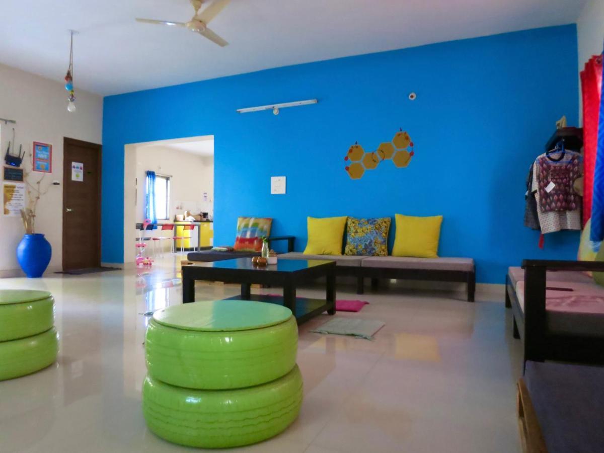 Beehive Commune Hyderabad Albergue Exterior foto